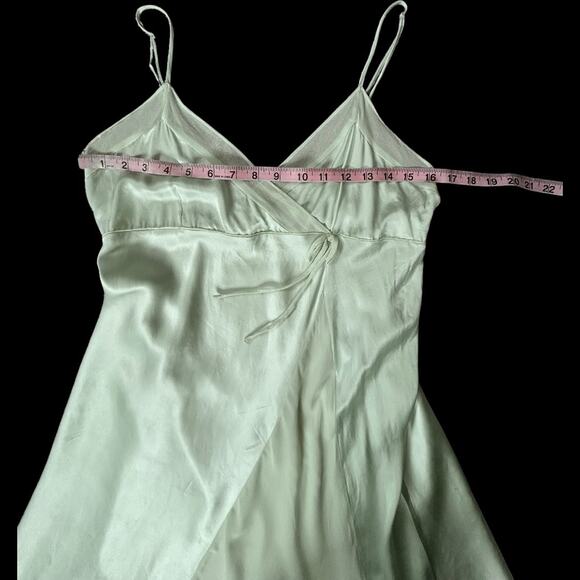 EUC Vintage Jillian Jones Light Green Bias Cut 100% Silk Nightgown fits a SMALL - Picture 10 of 12